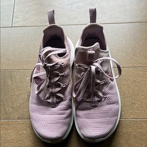 Nike Women's Lavender Knit Sneakers